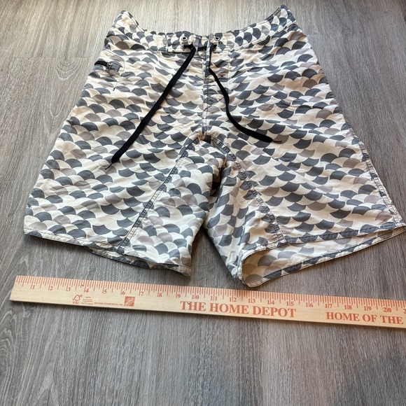 Patagonia Other - Patagonia Men's Board Shorts 28 Gray Geometric Wave Print Swim Trunks